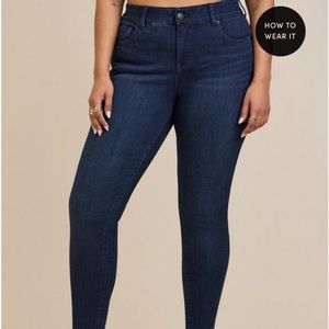 Torrid Bombshell Skinny Jeans
